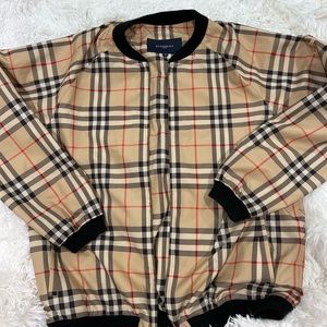 Burberry Golf Nova Check Light
Jacket, Women's (Size Medium)